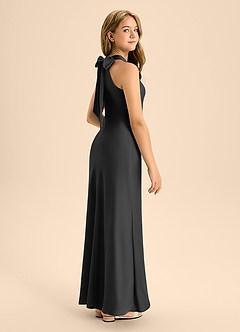Azazie Doretta Junior Vestido de Negro de Satén Elástico de Corte En A con Plisado image1
