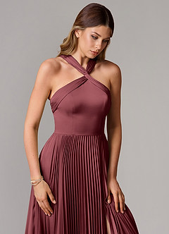 Azazie Afra Robes de demoiselle d'honneur Robe Trapèze en Satin extensible Plissée Merlot image5