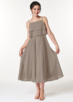 Azazie Ensley Junior Abito A-Line in Chiffon Plissettato Taupe image1