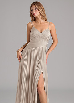 Azazie Vini Robes de demoiselle d'honneur Robe Trapèze en Satin extensible Plissée Givre image2