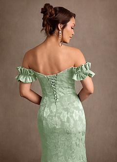 Azazie Allison vestidos de madre de la novia Vestido Salvia Polvorienta de Devorado Floral de Corte Sirena con Hombros descubiertos image5