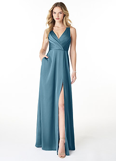 Azazie Nelly Robes de demoiselle d'honneur Robe Trapèze en Satin extensible Col en V Plissé Bermude image1