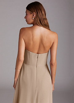 Azazie Wren Brautjungfernkleider Wandelbar A-Linie Seitliche Cut-Outs Chiffon Kleid Taupe image8