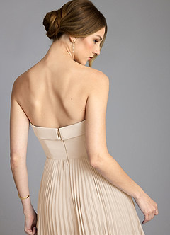 Azazie Mariana Vestidos de damas de honor Vestido de Alabastro Blanco de Gasa de Corte en A con Sin tirantes image6