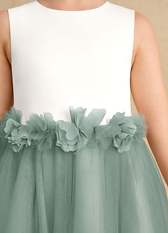 Azazie Louisa Blumenmädchenkleider A-Linie ärmellos Tüll Kleid Elfenbein Silber Salbei image6