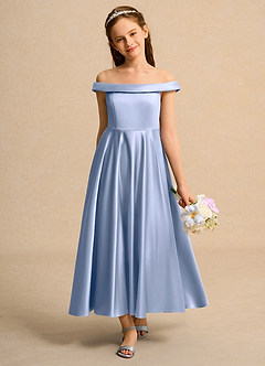 Azazie Teeny Junior Formal Abiti da Ragazza di Fiori Abito A-Line in Raso Opaco Plissettato Ghiaccio image3