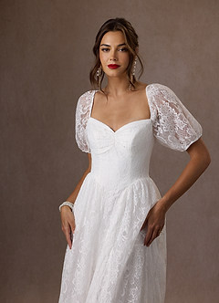 Azazie Britt Vestidos de noiva Vestir Diamante Branco de Renda de Linha A com Decote em coração image6