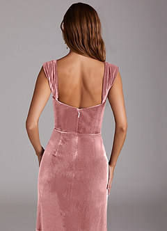 Azazie Junia Robes de demoiselle d'honneur Robe Fourreau Convertible en velours Épaule décolletée Rose Poussiéreuse image2