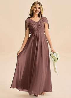 Azazie Emma Junior Robe Trapèze en Mousseline de soie Plissée Expresso image1