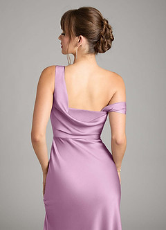 Azazie Madelyn Robes de demoiselle d'honneur Robe Sirène Convertible en Satin extensible Une épaule Glycine image7