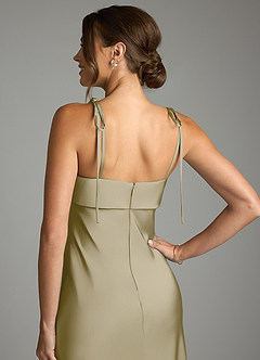 Azazie Ellia Robes de demoiselle d'honneur Robe Fourreau en Satin extensible Arc Vert Mousse image6