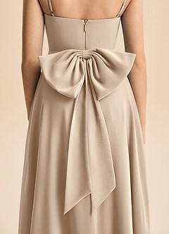 Azazie Bear Junior Jurk van Chiffon met A-Lijn Geplooid Taupe image7