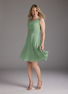 Azazie Shirley Mère de la mariée Robes Robe Trapèze en Mousseline de soie Plissé Scoop Matcha image4