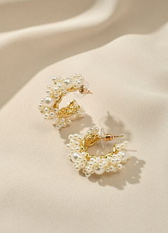 front Pendientes de aro con racimo de perlas