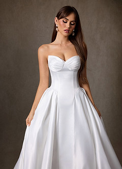 Azazie Constantina 웨딩드레스 A라인 스트랩리스 새틴 채플 트레인 드레스 image4