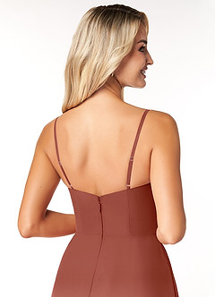 Azazie Moira Robes de demoiselle d'honneur Robe Trapèze en Mousseline de soie Décolleté Auburn image7