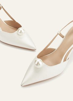 front Satijnen parel puntige teen kitten heel