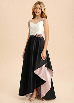 Azazie Keira Junior Formal Jurk van Mat Satijn met A-Lijn Ruches Zwart image4