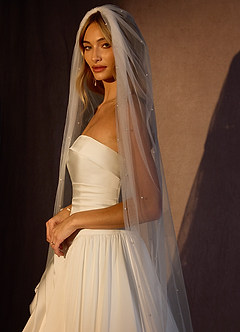 front Jenna Pearl Chapel Length Veil
