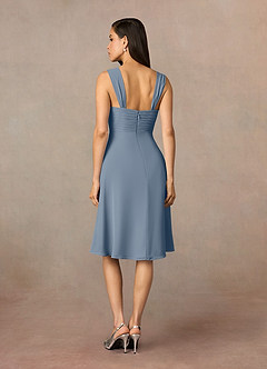 Azazie Olivia Mère de la mariée Robes Robe Trapèze en Mousseline de soie Encolure carrée plissée Violet Crépusculaire image5