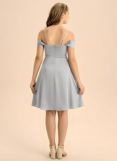 Azazie Anselie Junior Jurk van Stretch Satijn met A-Lijn Geplooid Zilver image2