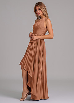 Azazie Lyrica Robes de demoiselle d'honneur Robe Trapèze en Satin extensible Ue épaule Bronze image5