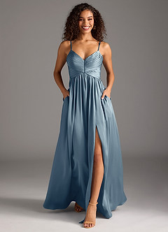 Azazie Alia Robes de demoiselle d'honneur Robe Trapèze en Satin extensible Plissée Bleu Poussiéreux image5