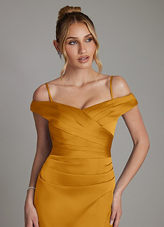 Azazie Teyana Jurken voor bruidsmeisjes Jurk van Stretch Satijn met Kolom Off the Shoulder Boterbabbelaar image3