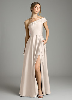 Azazie Melanie Robes de demoiselle d'honneur Robe Trapèze en Satin extensible Épaules dénudées Albâtre Blanc image1