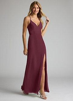 Azazie Becca Vestidos de damas de honor Vestido de Cabernet de Gasa de Corte Recto con Cuello en V image2