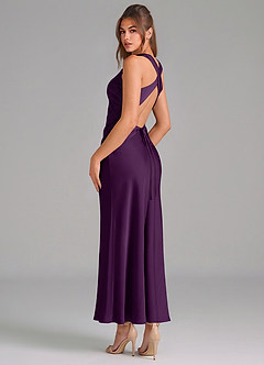 Azazie Evadne Vestidos de damas de honor Vestido de Uva de Satén Elástico de Corte Recto con Plisado image2