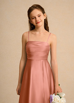 Azazie Pebbles Junior Formal Blumenmädchenkleider A-Linie Plissee Matte Satin Kleid Mai Tai image3