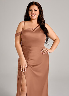 Azazie Madelyn Robes de demoiselle d'honneur Robe Sirène Convertible en Satin extensible Ue épaule Bronze image11