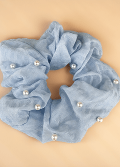 front Pearl Scrunchie