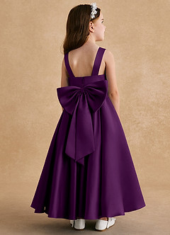 Azazie Honey Bear Blumenmädchenkleider A-Linie Plissee Matte Satin Kleid Traube image1