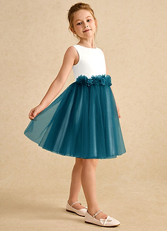Azazie Louisa Abiti da Ragazza di Fiori Abito A-Line in Tulle Senza Maniche Avorio Blu Inchiostro image5