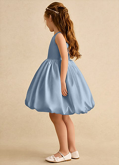 Azazie Nirvana Robe Demoiselle D'honneur Fillette Robe Princesse en Mat Satiné Rayé Bleu Poussiéreux image4