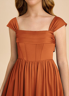 Azazie Hattie Junior Abito A-Line in Raso Elasticizzato Plissettato Cannella image9