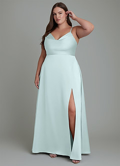 Azazie Sarella Robes de demoiselle d'honneur Robe Trapèze en Satin extensible Plissé Verre De Mer image6