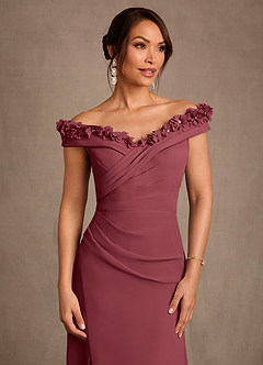 Azazie Jettie Mère de la mariée Robes Robe Fourreau en Mousseline de soie Plissée Merlot image5