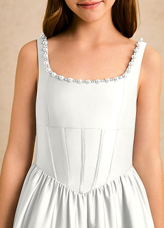 Azazie Enid Girls Formal Abiti da Ragazza di Fiori Abito A-Line in Raso Elasticizzato Perline Bianco image6