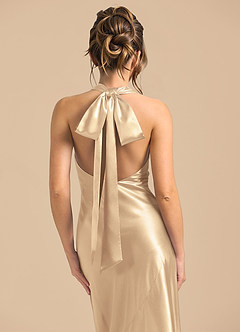 Azazie Velli Jurken voor bruidsmeisjes Jurk van Metaalachtig Satijn met Kolom Hoge Kraag Goud image6