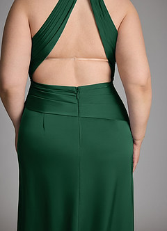 Azazie Gracelynn Robes de demoiselle d'honneur Robe Fourreau en Satin extensible Plissé Vert Foncé image16