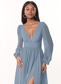 Azazie Norah Robes de demoiselle d'honneur Robe Trapèze en Mousseline de soie Col en V, manches longues Bleu Poussiéreux image5