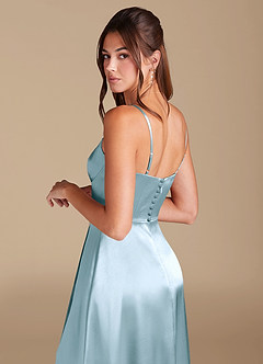 Azazie Halsey Robes de demoiselle d'honneur Robe Trapèze en Satiné métallisé Fente Latérale Bleu Ciel image2
