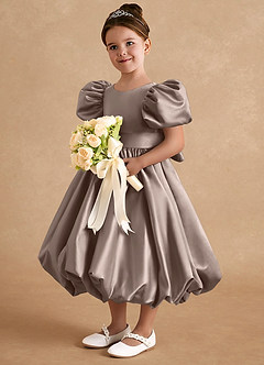 Azazie Jellybean Robe Demoiselle D'honneur Fillette Robe Princesse en Mat Satiné Rayé Taupe image1