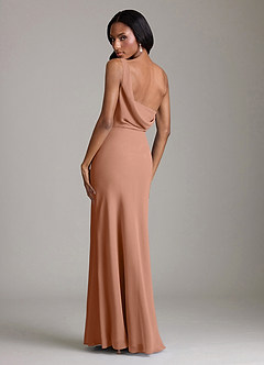 Azazie Madelyn Robes de demoiselle d'honneur Robe Sirène Convertible en Mousseline de soie Asymétrique Bronze image9