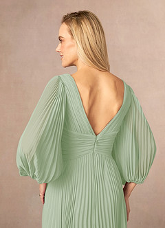 Azazie Zahara vestidos de madre de la novia Vestido de Salvia Polvorienta de Gasa de Corte En A con Cuello en V plisado image6