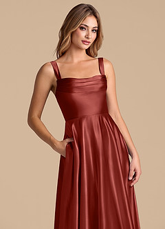 Azazie Shaude 신부 들러리 드레스 A라인 주름진 메탈릭 새틴 바닥 길이 드레스 image2