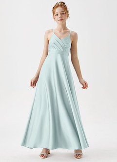 Azazie Avelina Junior